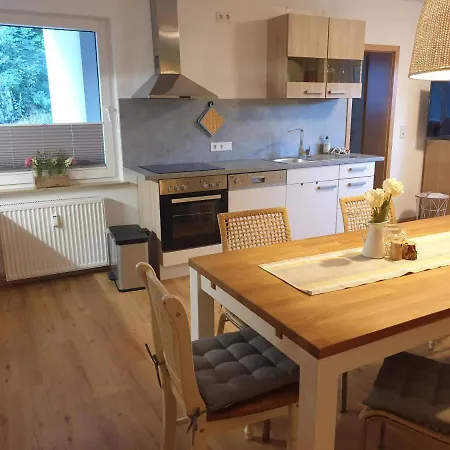 Lejlighed Fruehling In Der Waldrand Mit Grossem Garten Bad Wünnenberg