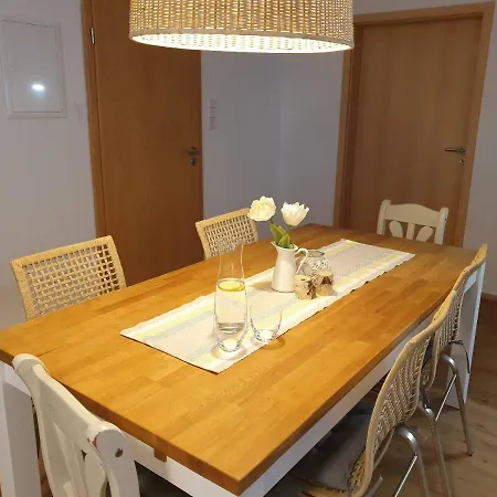 Fruehling In Der Waldrand Mit Grossem Garten Lejlighed Bad Wünnenberg