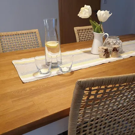 Fruehling In Der Waldrand Mit Grossem Garten شقة *