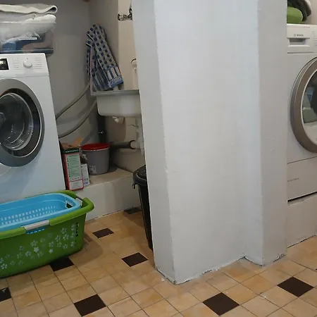 Fruehling In Der Waldrand Mit Grossem Garten * Bad Wünnenberg