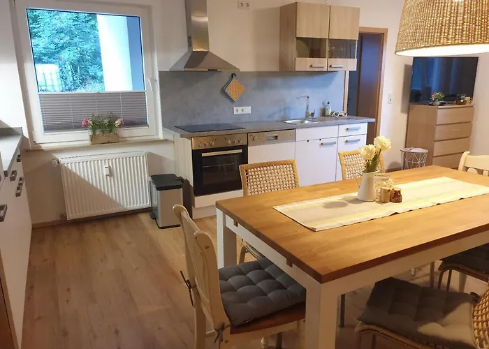 شقة Fruehling In Der Waldrand Mit Grossem Garten Bad Wünnenberg